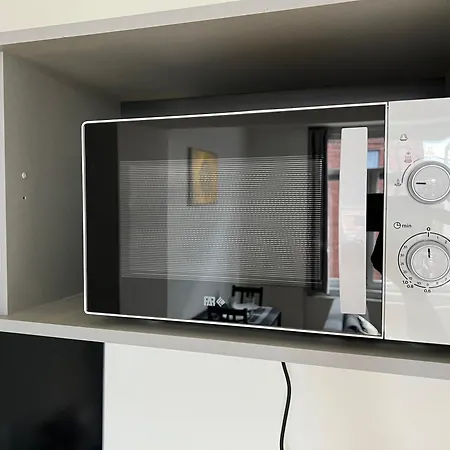 Aux Pieds Des Terrils 朗斯